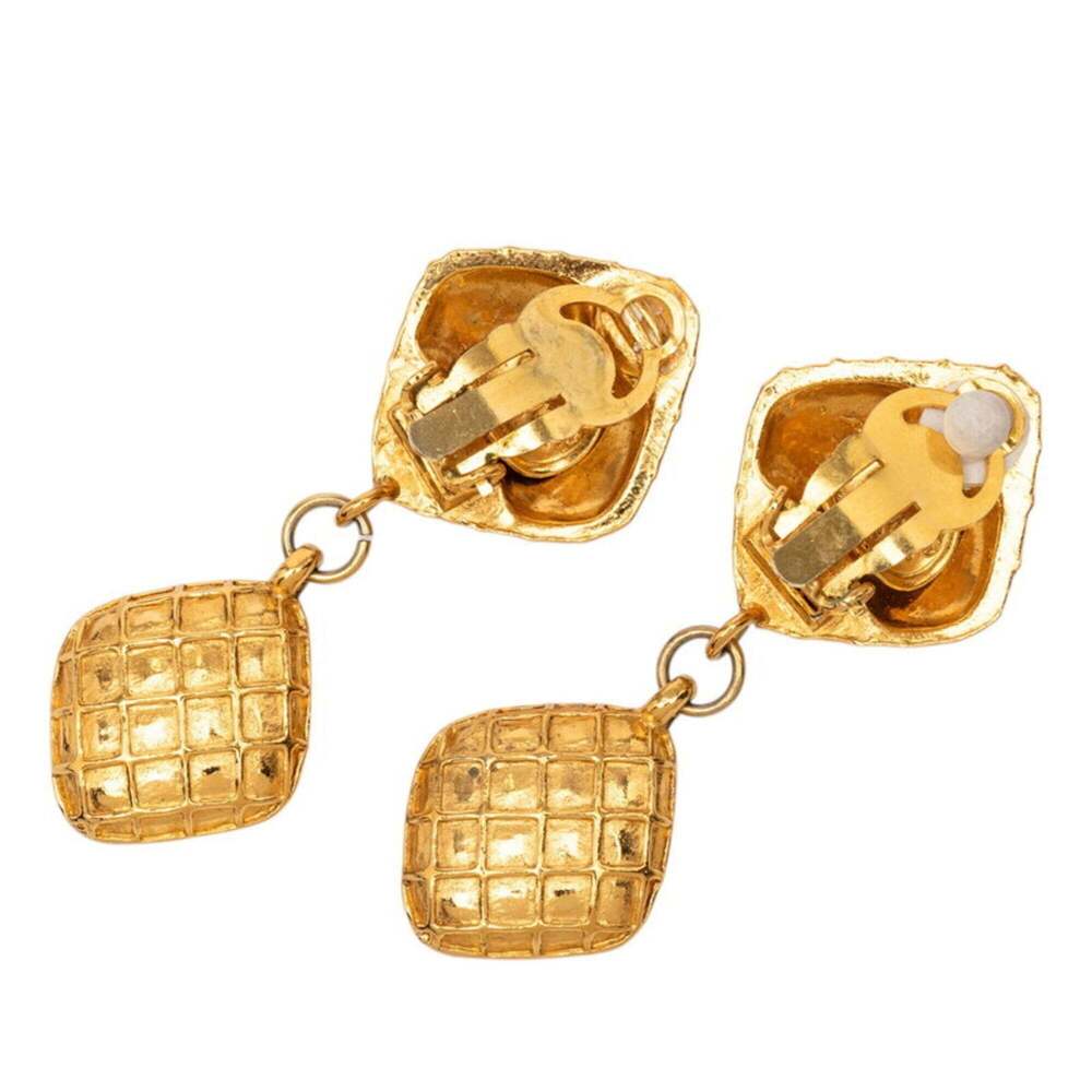 CHANEL Authentic Vintage Gold Earrings - Picture 2 of 3